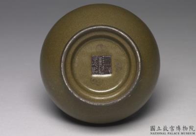 图片[2]-Mallet-shaped vase with tea-dust glaze, Qing dynasty, Qianlong reign (1736-1795)-China Archive